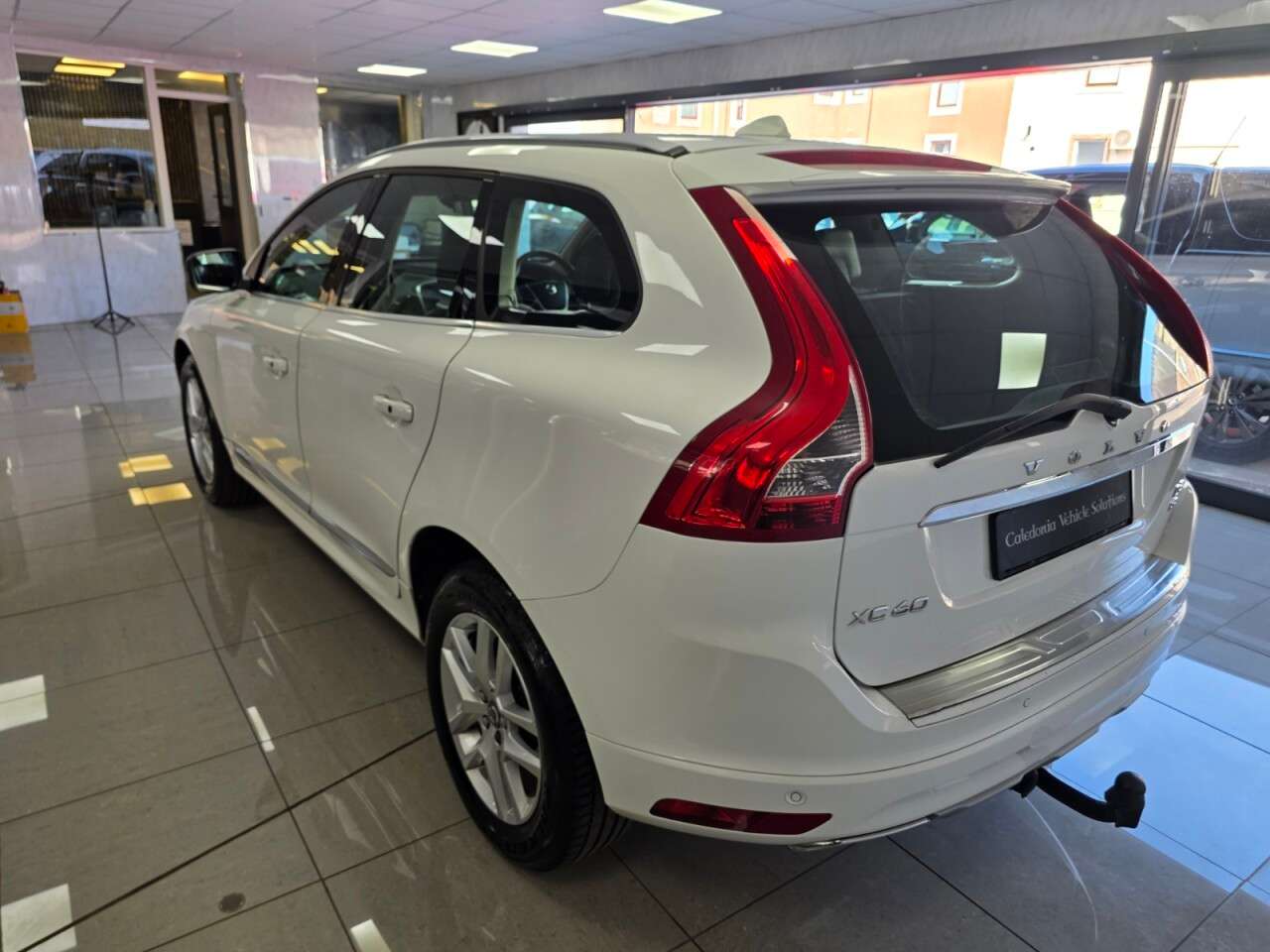 2017 VOLVO XC60 2017 VOLVO XC60