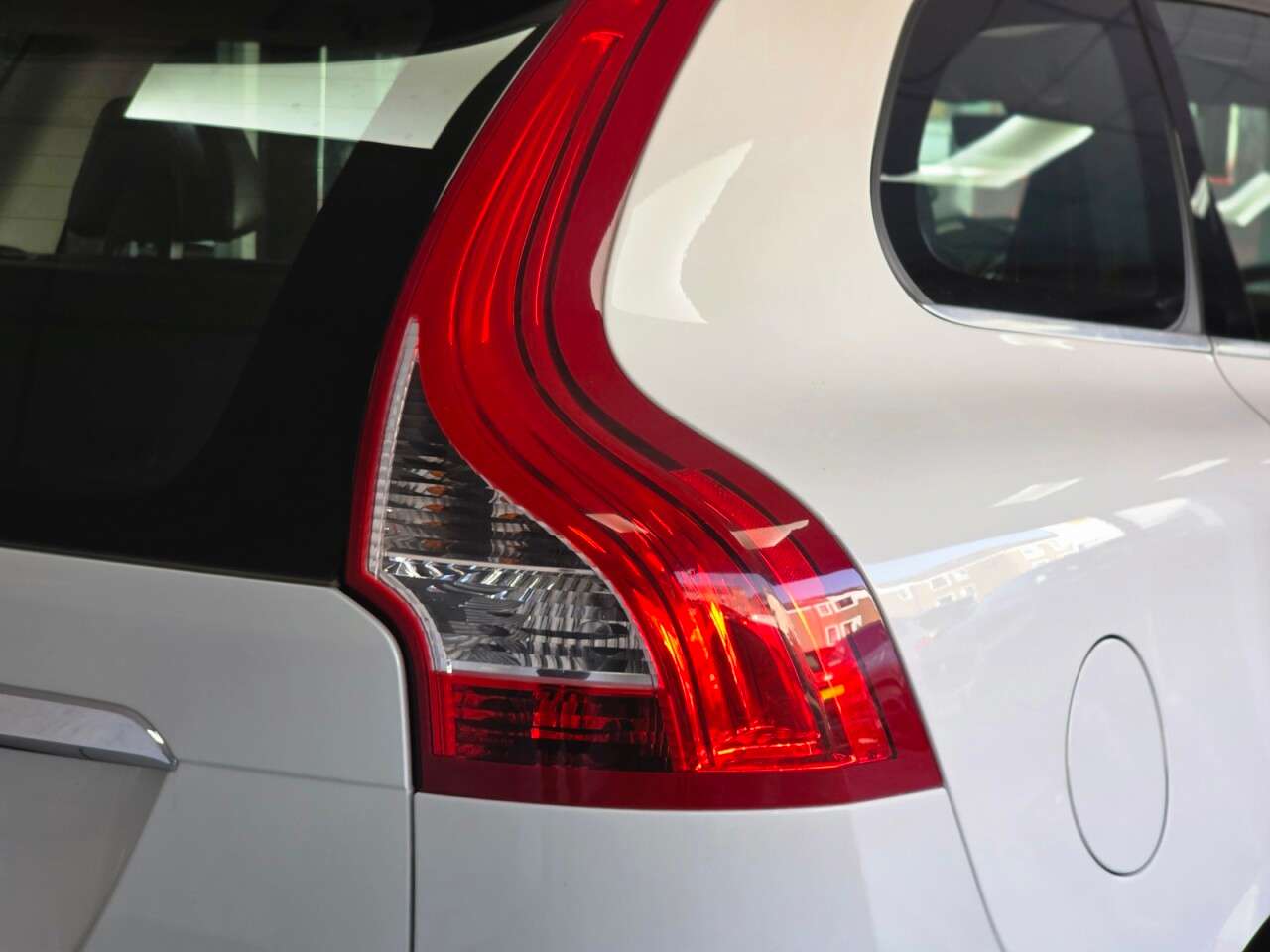 2017 VOLVO XC60 2017 VOLVO XC60