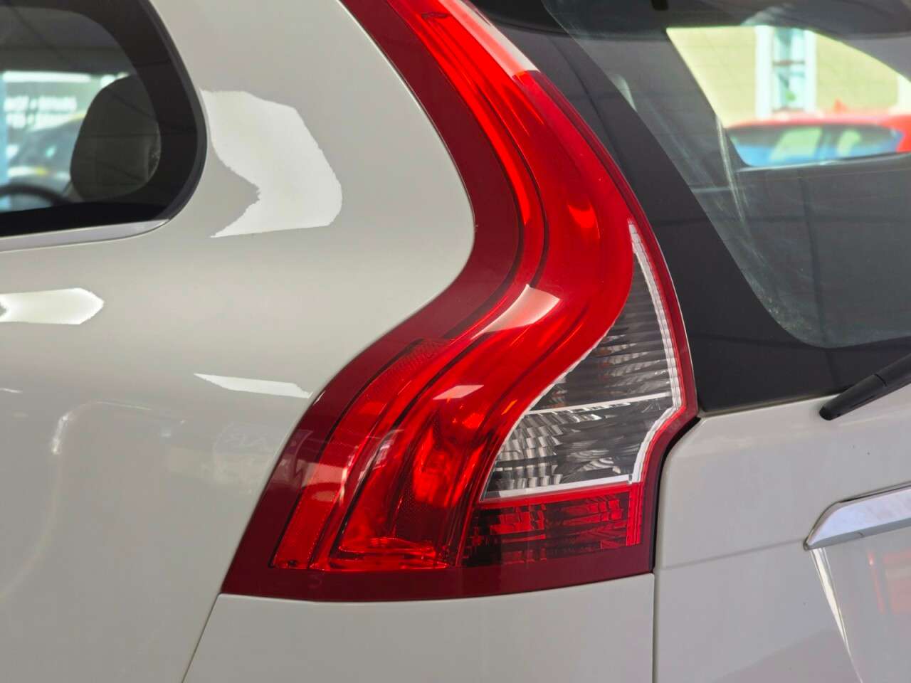 2017 VOLVO XC60 2017 VOLVO XC60