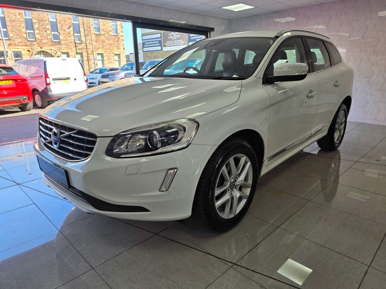2017 VOLVO XC60 2017 VOLVO XC60