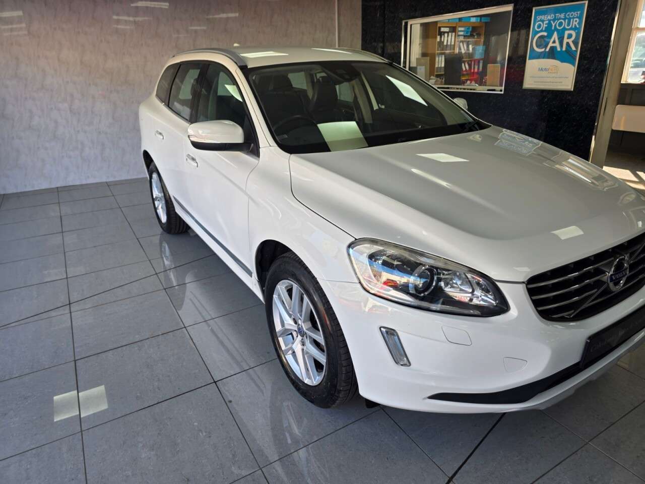 2017 VOLVO XC60 2017 VOLVO XC60