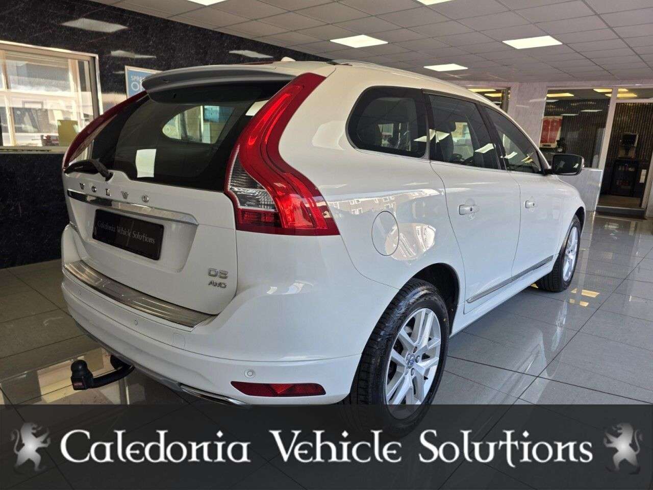 2017 VOLVO XC60 2017 VOLVO XC60