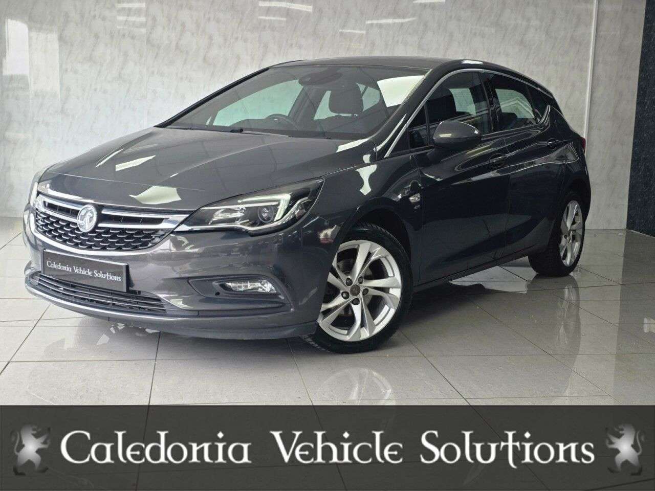 A 2017 VAUXHALL ASTRA 1.4i Turbo SRi Nav Hatchback 5dr Petrol Manual Euro 6 (150 ps) A 2017 VAUXHALL ASTRA 1.4i Turbo SRi Nav Hatchback 5dr Petrol Manual Euro 6 (150 ps)