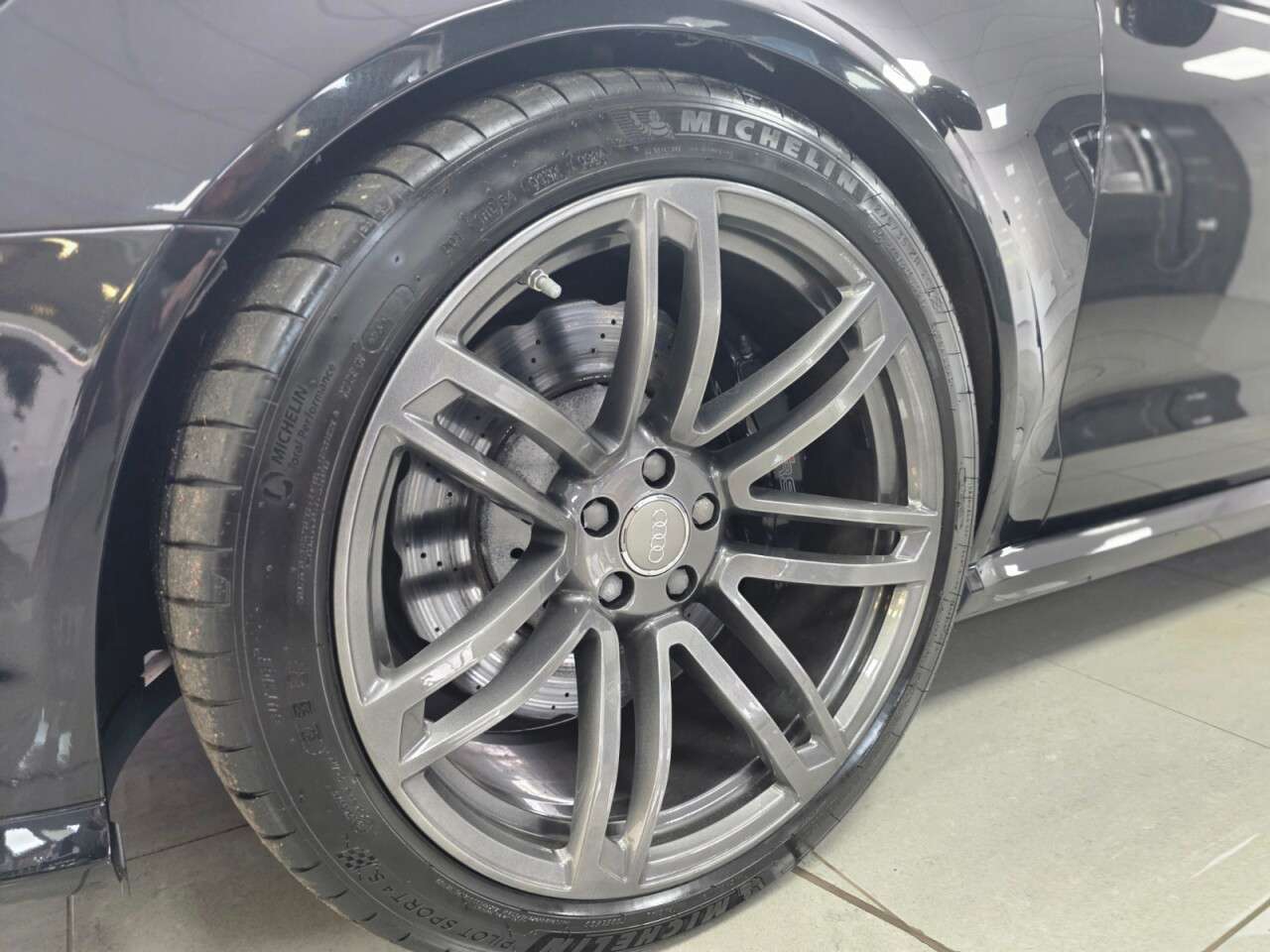 2014 AUDI RS6 AVANT 2014 AUDI RS6 AVANT