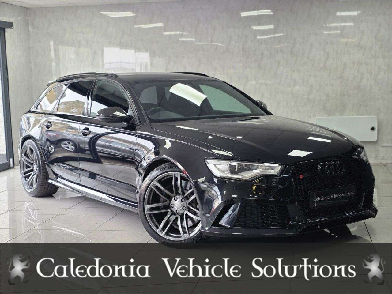 A 2014 AUDI RS6 AVANT 4.0 TFSI V8 Estate 5dr Petrol Tiptronic quattro Euro 5 (s/s) (560 ps) PHANT A 2014 AUDI RS6 AVANT 4.0 TFSI V8 Estate 5dr Petrol Tiptronic quattro Euro 5 (s/s) (560 ps) PHANT