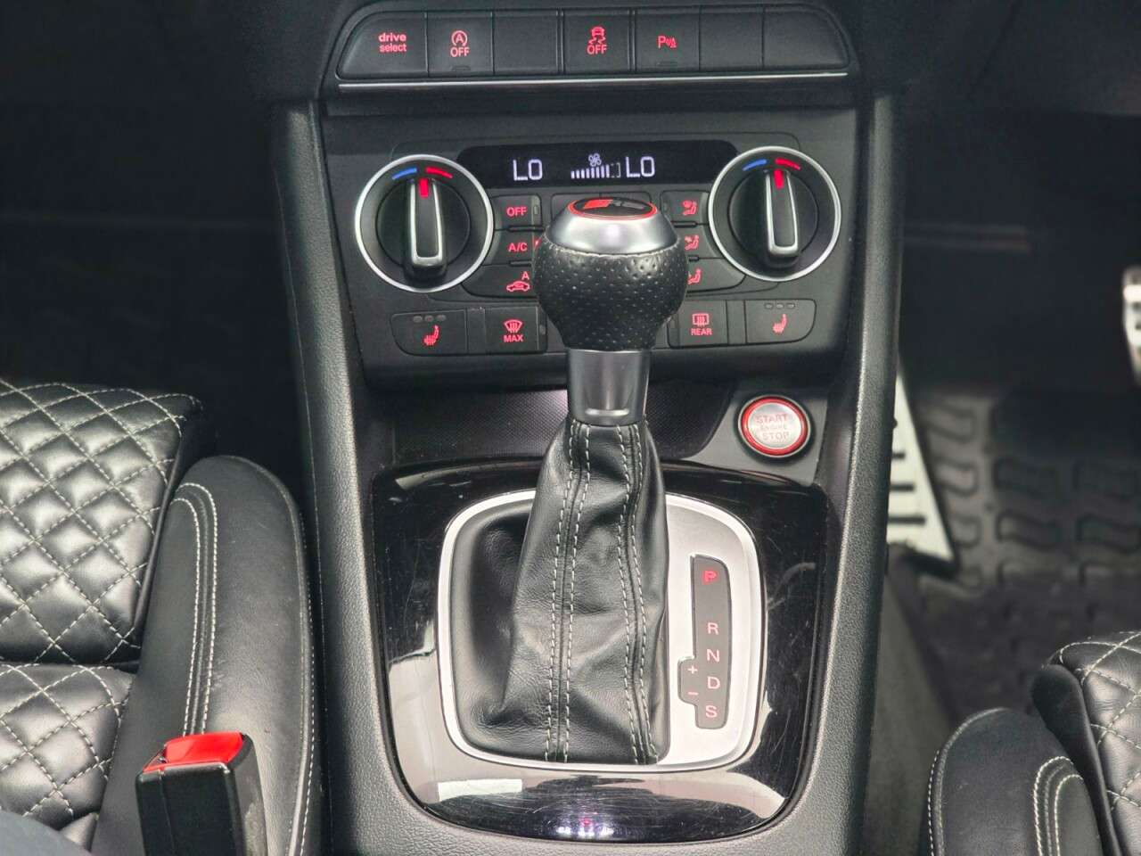 2016 AUDI RS Q3 2016 AUDI RS Q3