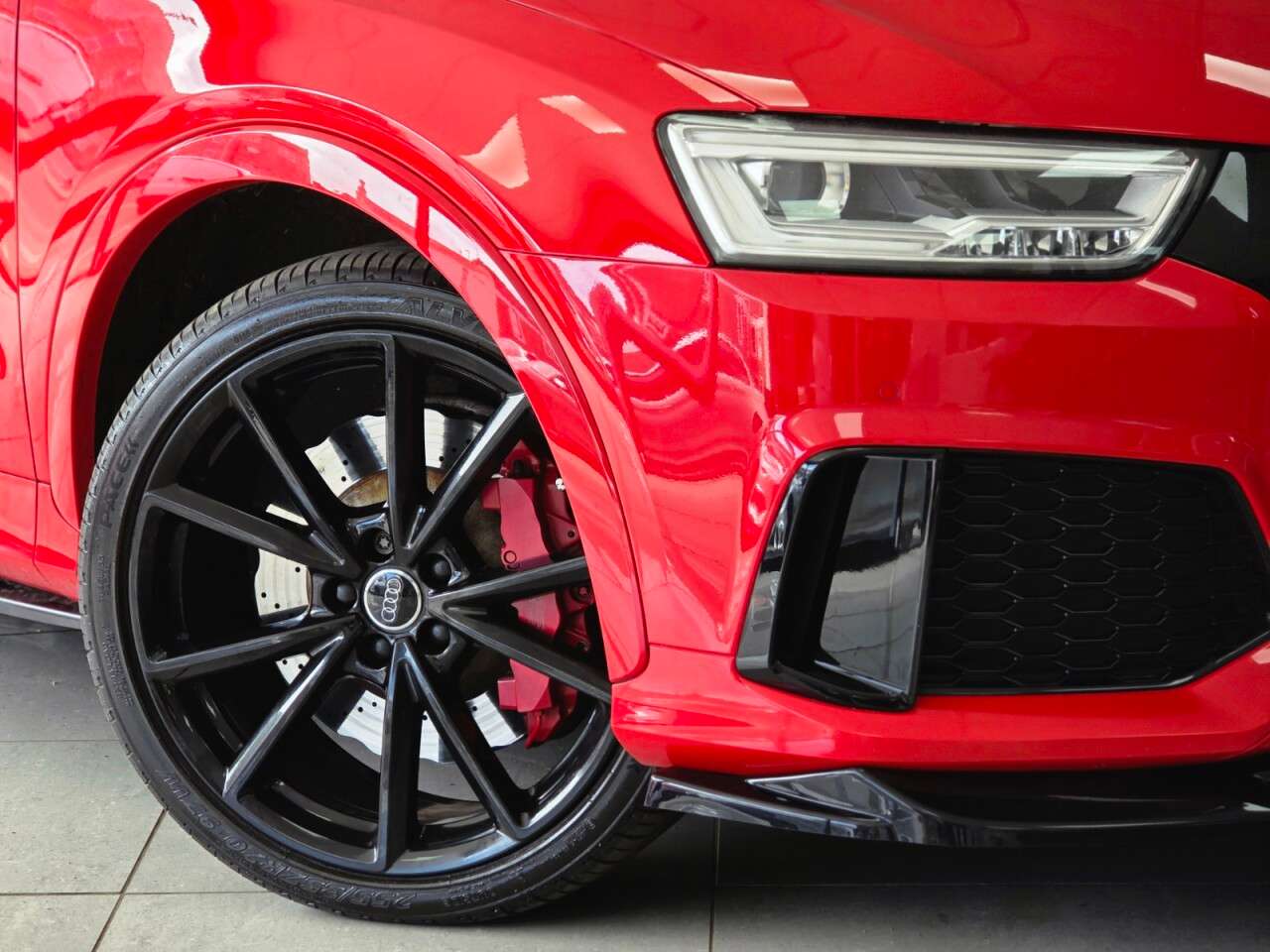 2016 AUDI RS Q3 2016 AUDI RS Q3