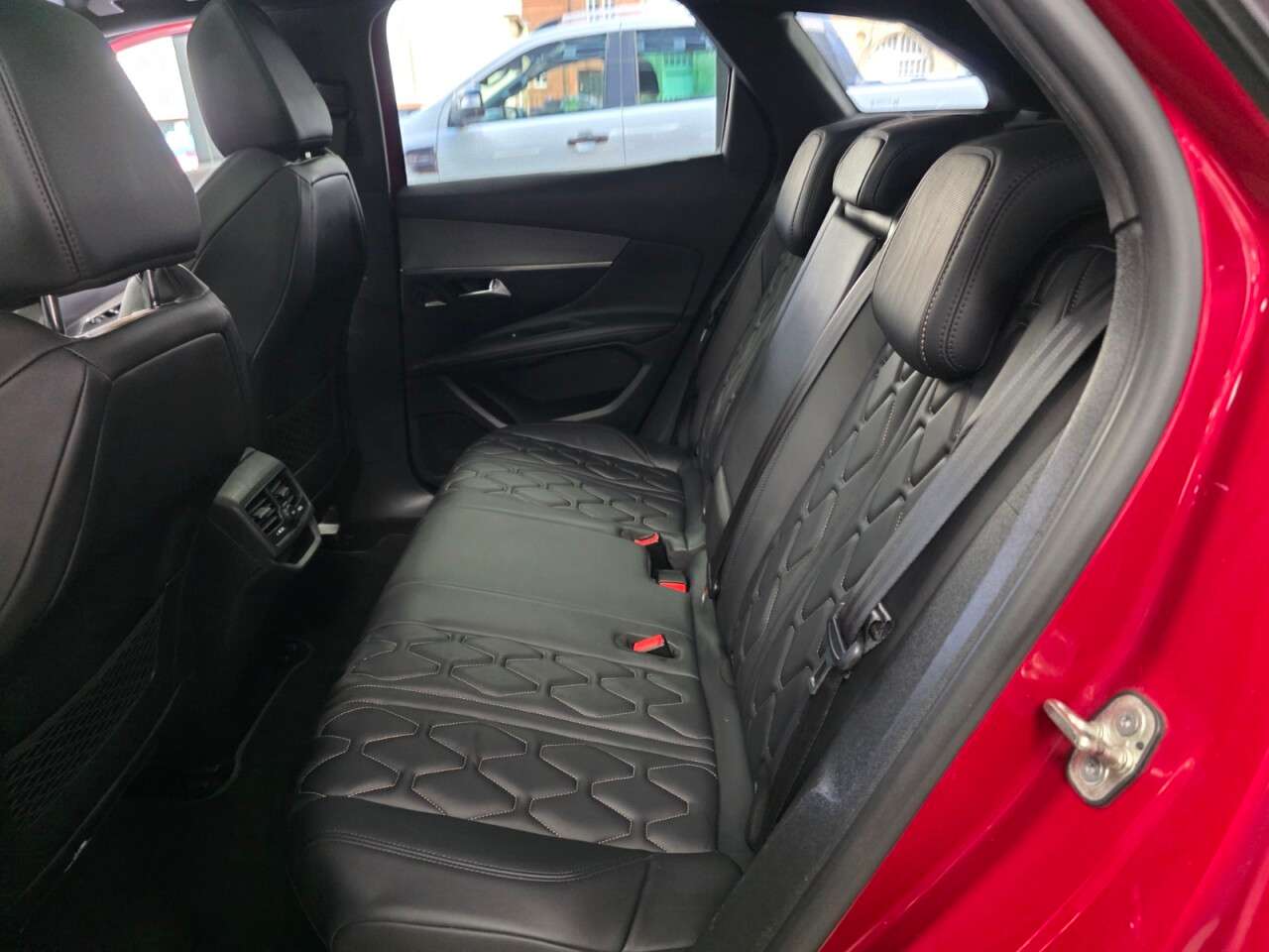 2019 PEUGEOT 3008 2019 PEUGEOT 3008