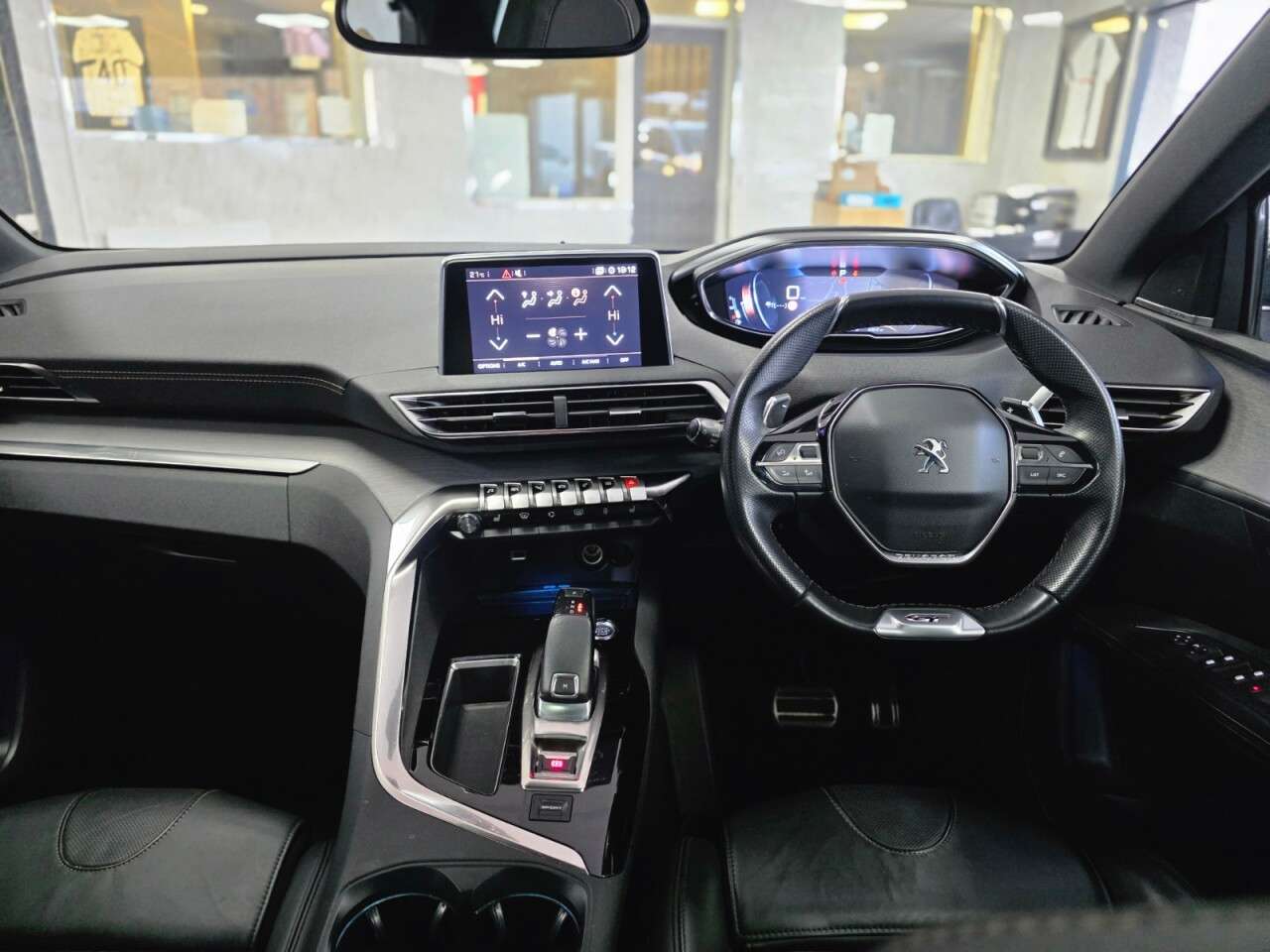 2019 PEUGEOT 3008 2019 PEUGEOT 3008