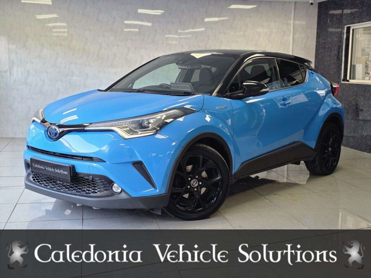A 2019 TOYOTA C-HR 1.8 VVT-h Dynamic SUV 5dr Petrol Hybrid CVT Euro 6 (s/s) (122 ps) A 2019 TOYOTA C-HR 1.8 VVT-h Dynamic SUV 5dr Petrol Hybrid CVT Euro 6 (s/s) (122 ps)