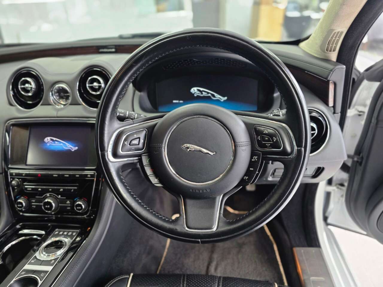 2013 JAGUAR XJ 2013 JAGUAR XJ