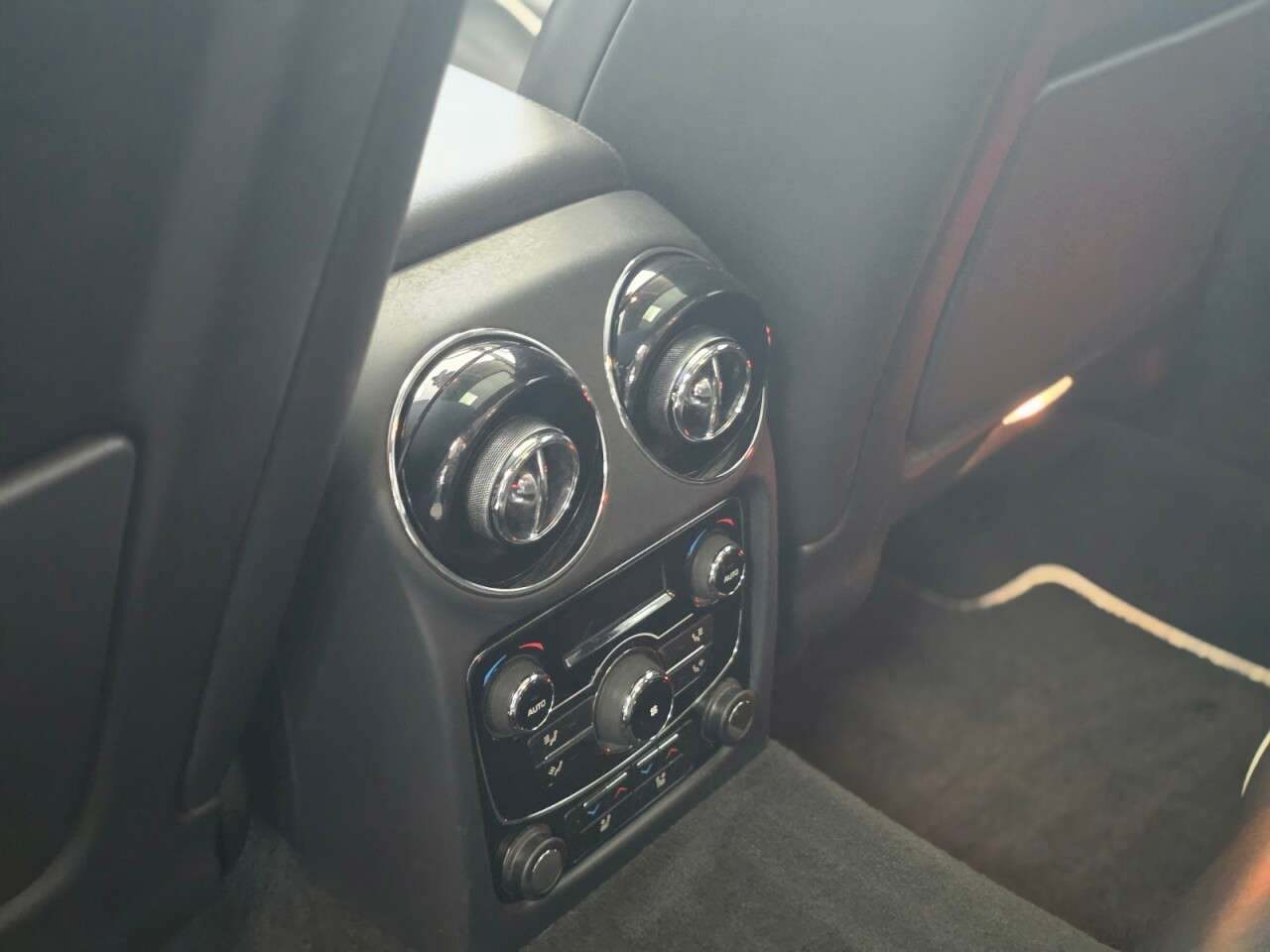 2013 JAGUAR XJ 2013 JAGUAR XJ