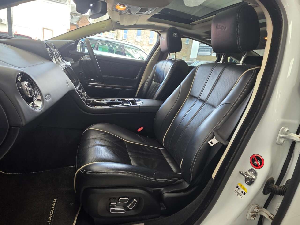 2013 JAGUAR XJ 2013 JAGUAR XJ
