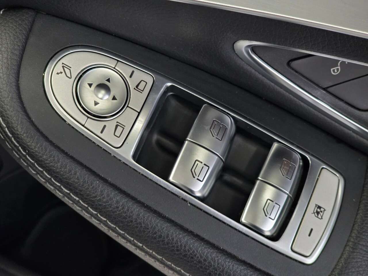 2016 MERCEDES-BENZ C CLASS 2016 MERCEDES-BENZ C CLASS