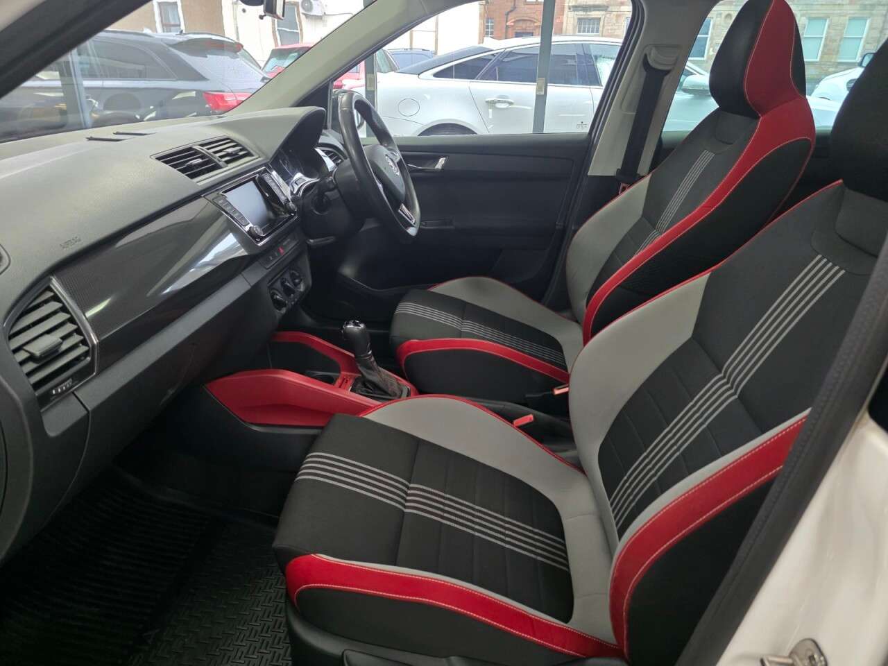 2016 SKODA FABIA 2016 SKODA FABIA
