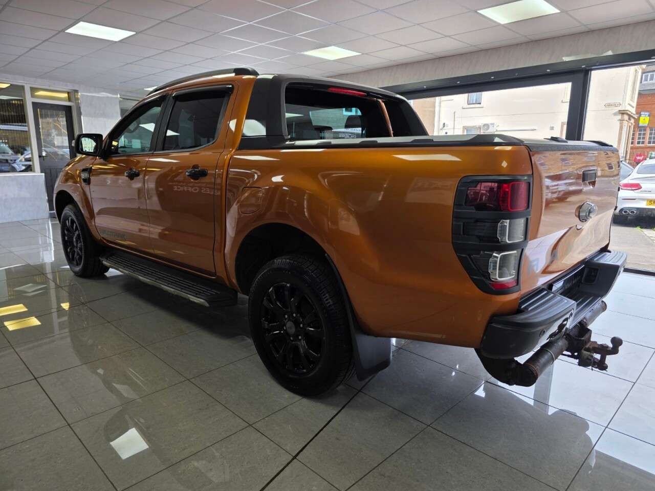 A 2016 FORD RANGER 3.2 TDCi Wildtrak Pickup Double Cab 4dr Diesel Auto 4WD Euro 5 (200 ps) A 2016 FORD RANGER 3.2 TDCi Wildtrak Pickup Double Cab 4dr Diesel Auto 4WD Euro 5 (200 ps)