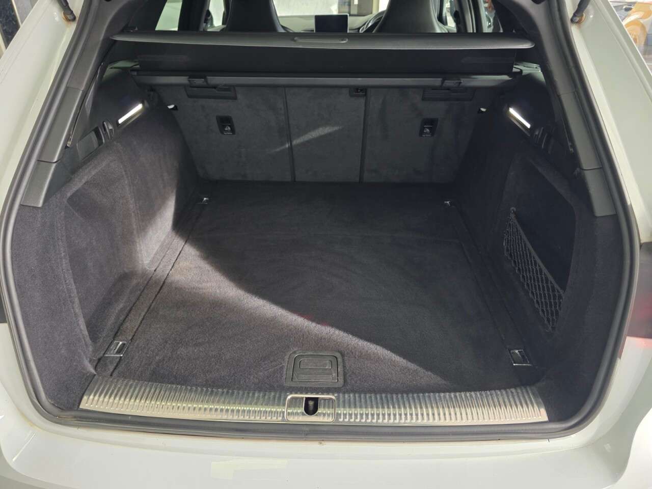 2017 AUDI A4 2017 AUDI A4