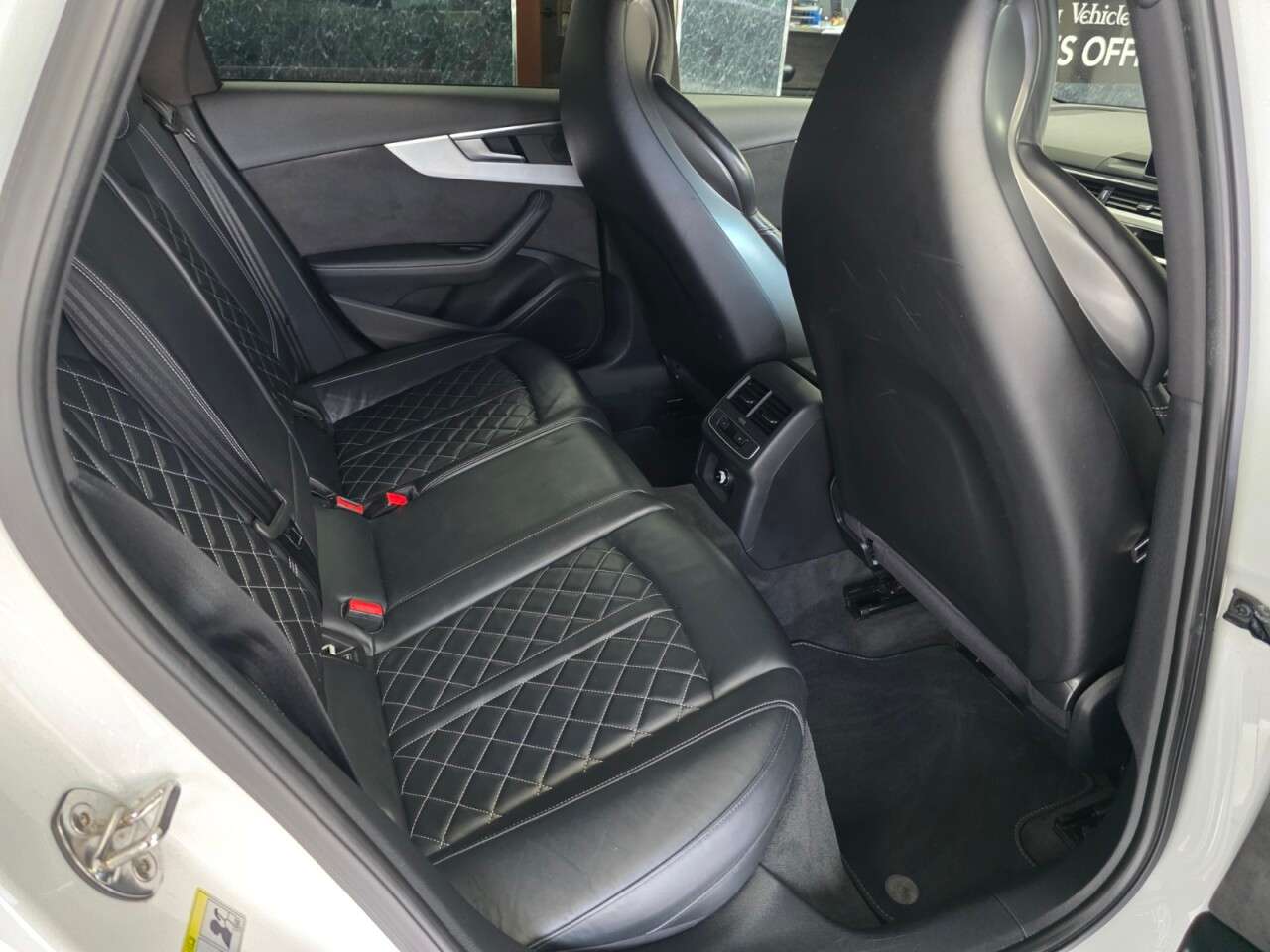 2017 AUDI A4 2017 AUDI A4