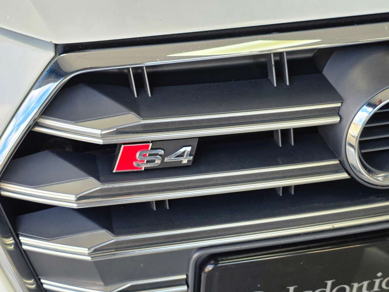 2017 AUDI A4 2017 AUDI A4