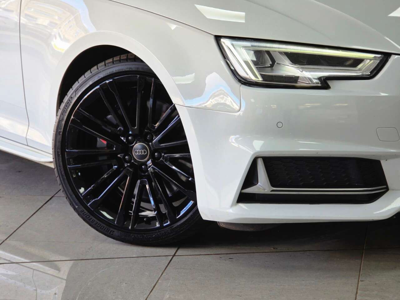 2017 AUDI A4 2017 AUDI A4