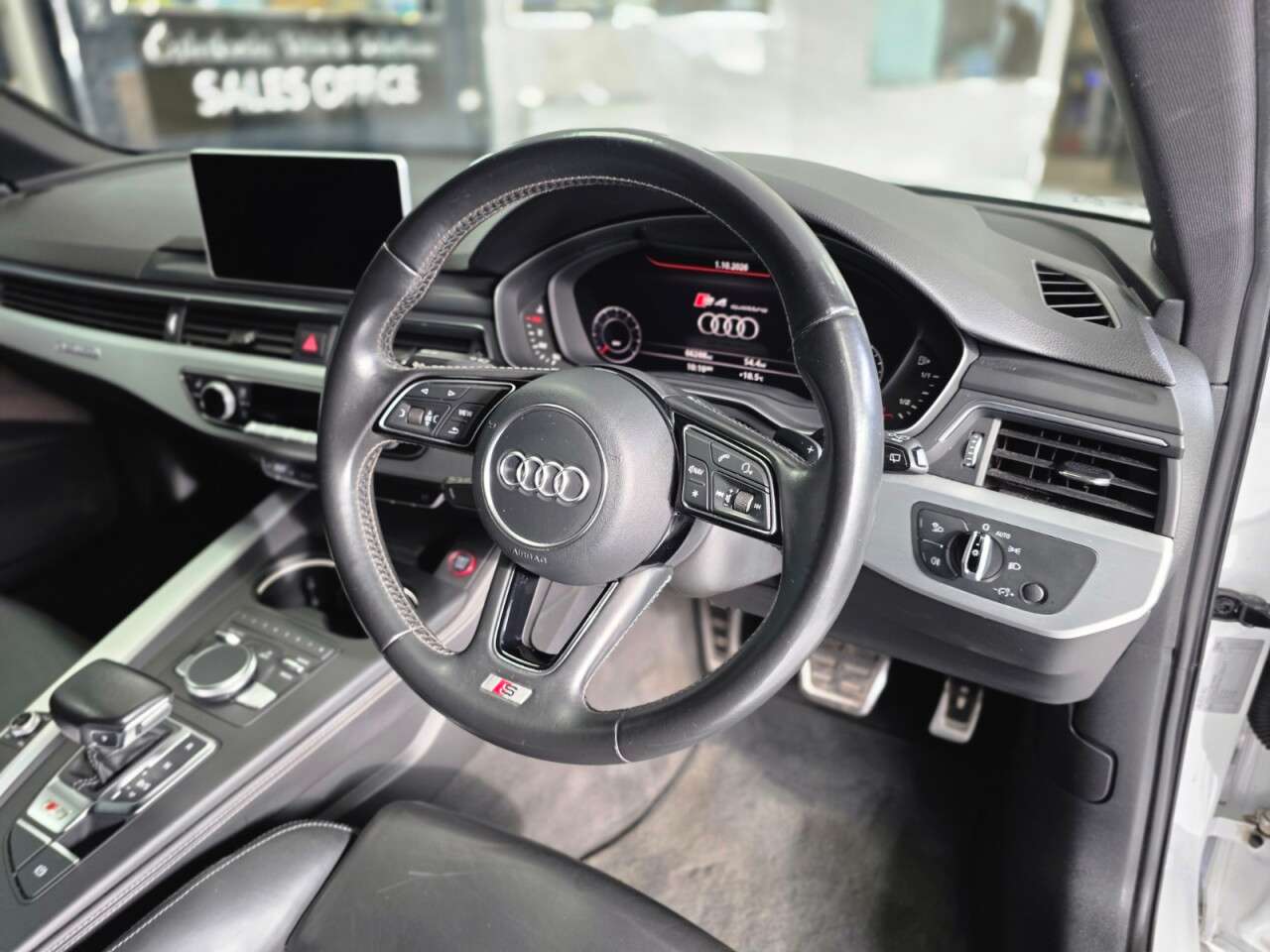 2017 AUDI A4 2017 AUDI A4