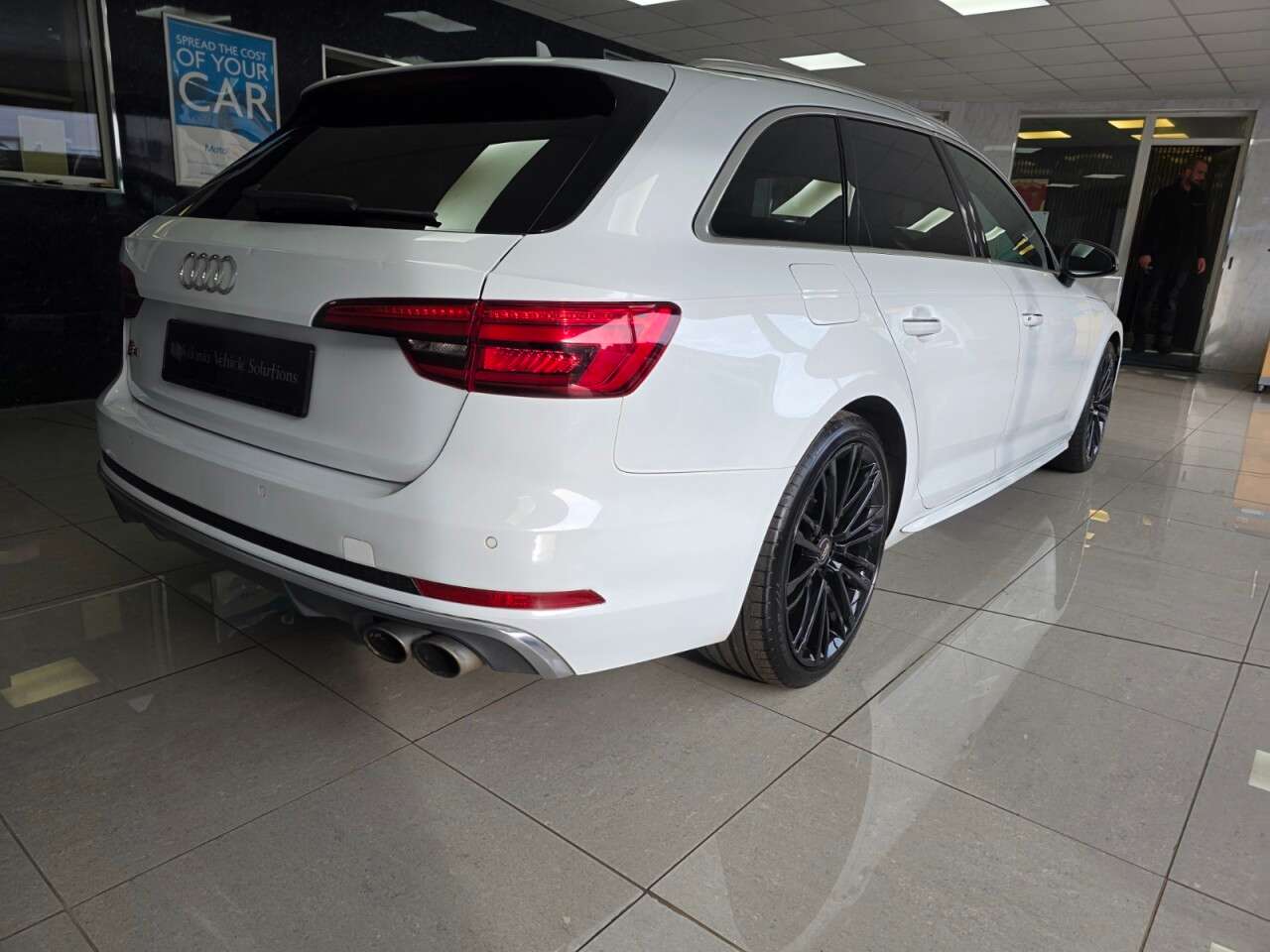 2017 AUDI A4 2017 AUDI A4