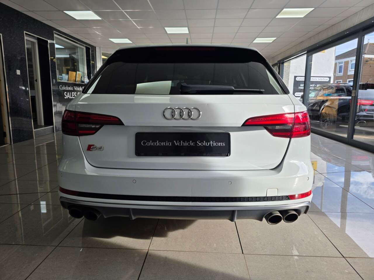 2017 AUDI A4 2017 AUDI A4