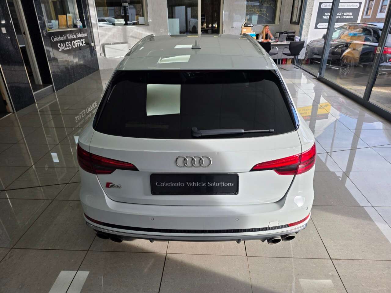 2017 AUDI A4 2017 AUDI A4