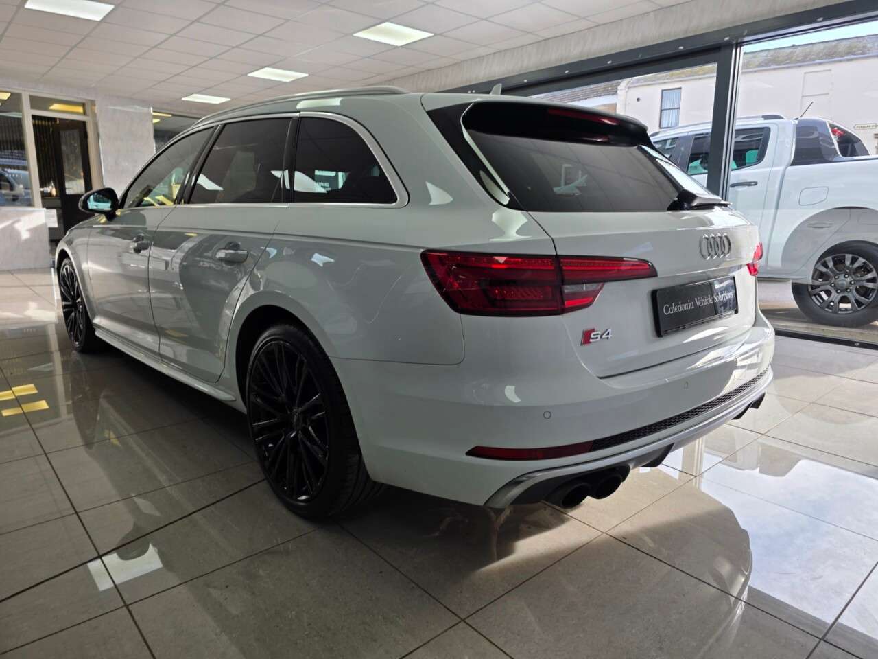 2017 AUDI A4 2017 AUDI A4