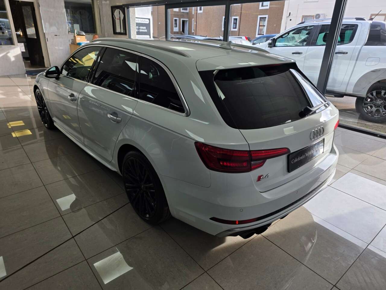 2017 AUDI A4 2017 AUDI A4