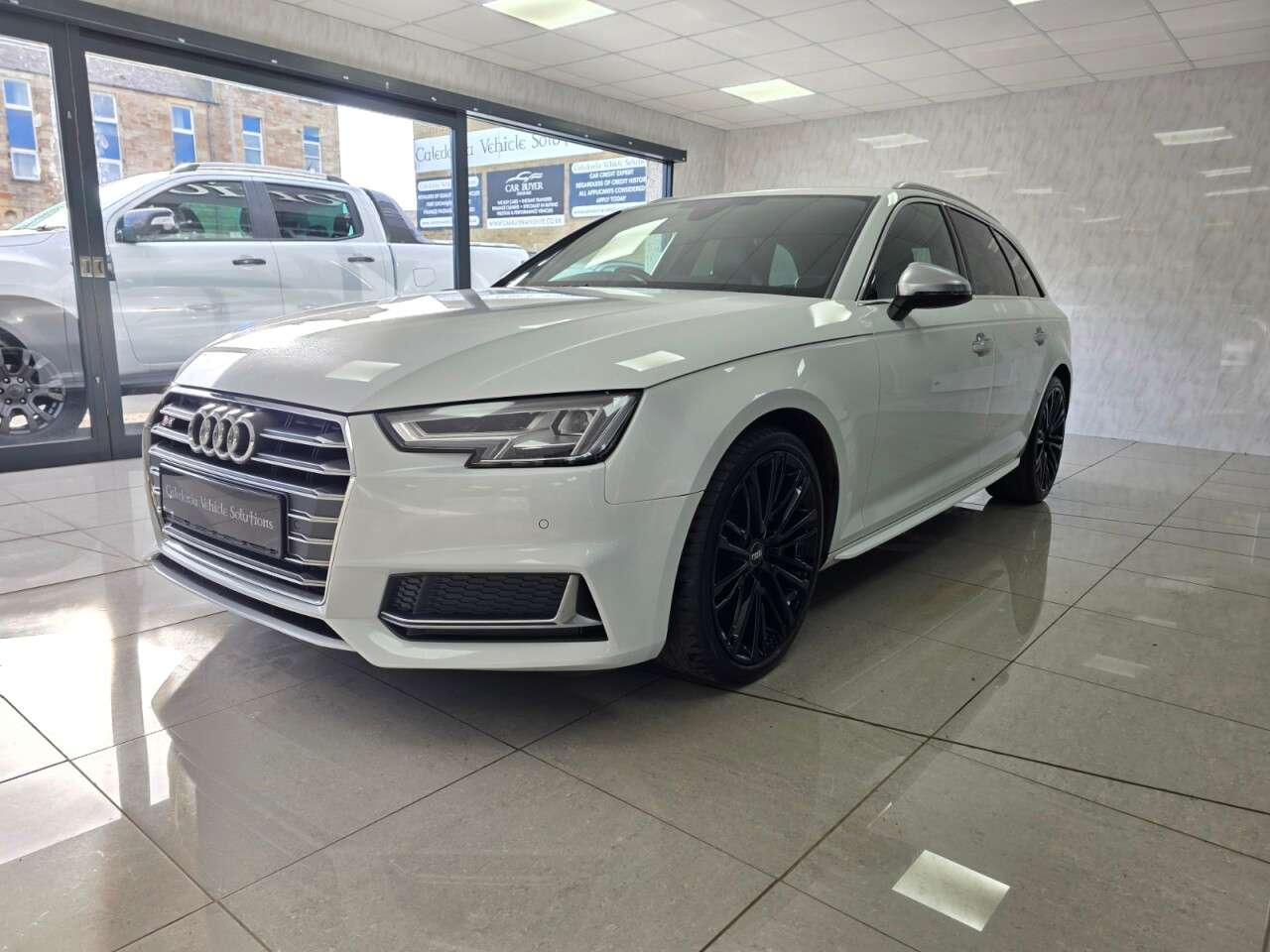 2017 AUDI A4 2017 AUDI A4