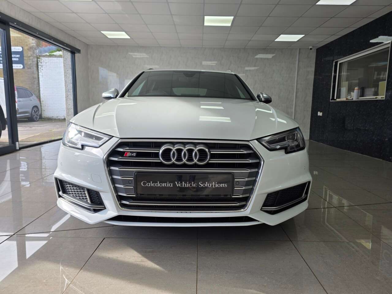 2017 AUDI A4 2017 AUDI A4