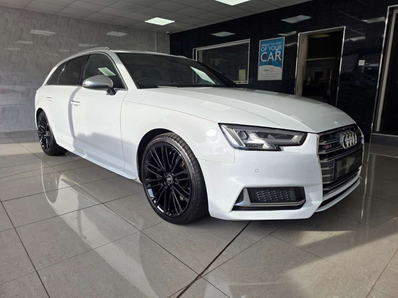 2017 AUDI A4 2017 AUDI A4