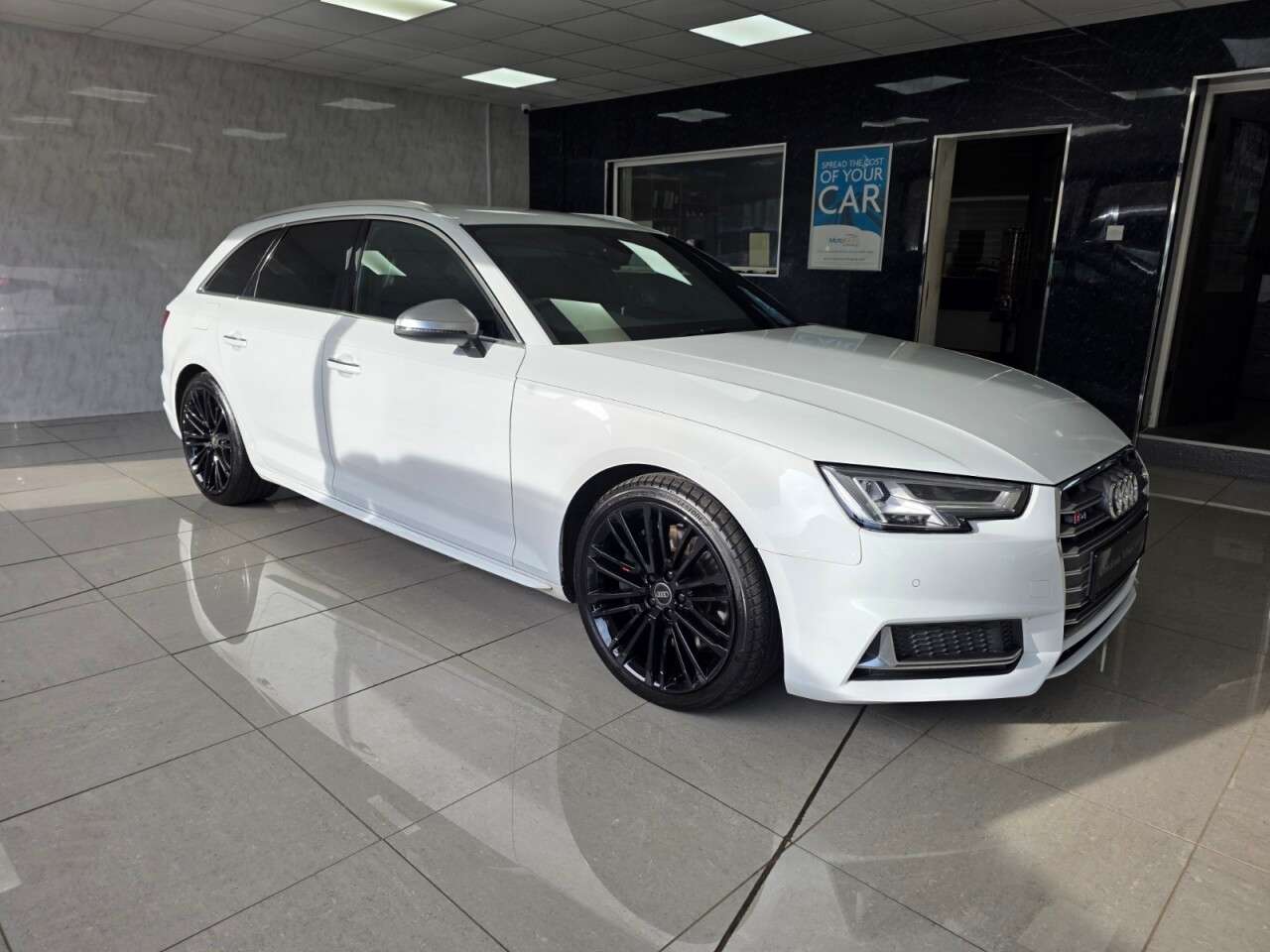 2017 AUDI A4 2017 AUDI A4