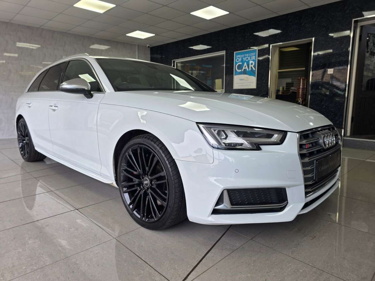 2017 AUDI A4 2017 AUDI A4
