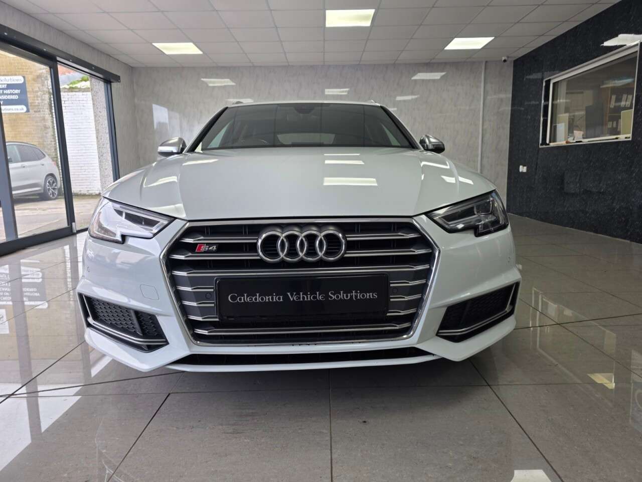 2017 AUDI A4 2017 AUDI A4