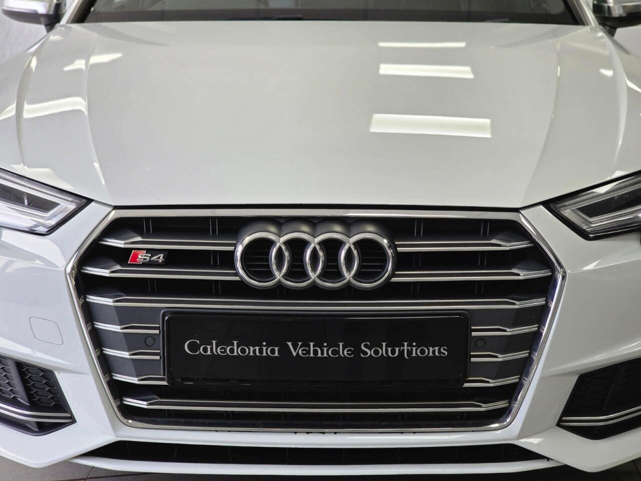 2017 AUDI A4 2017 AUDI A4