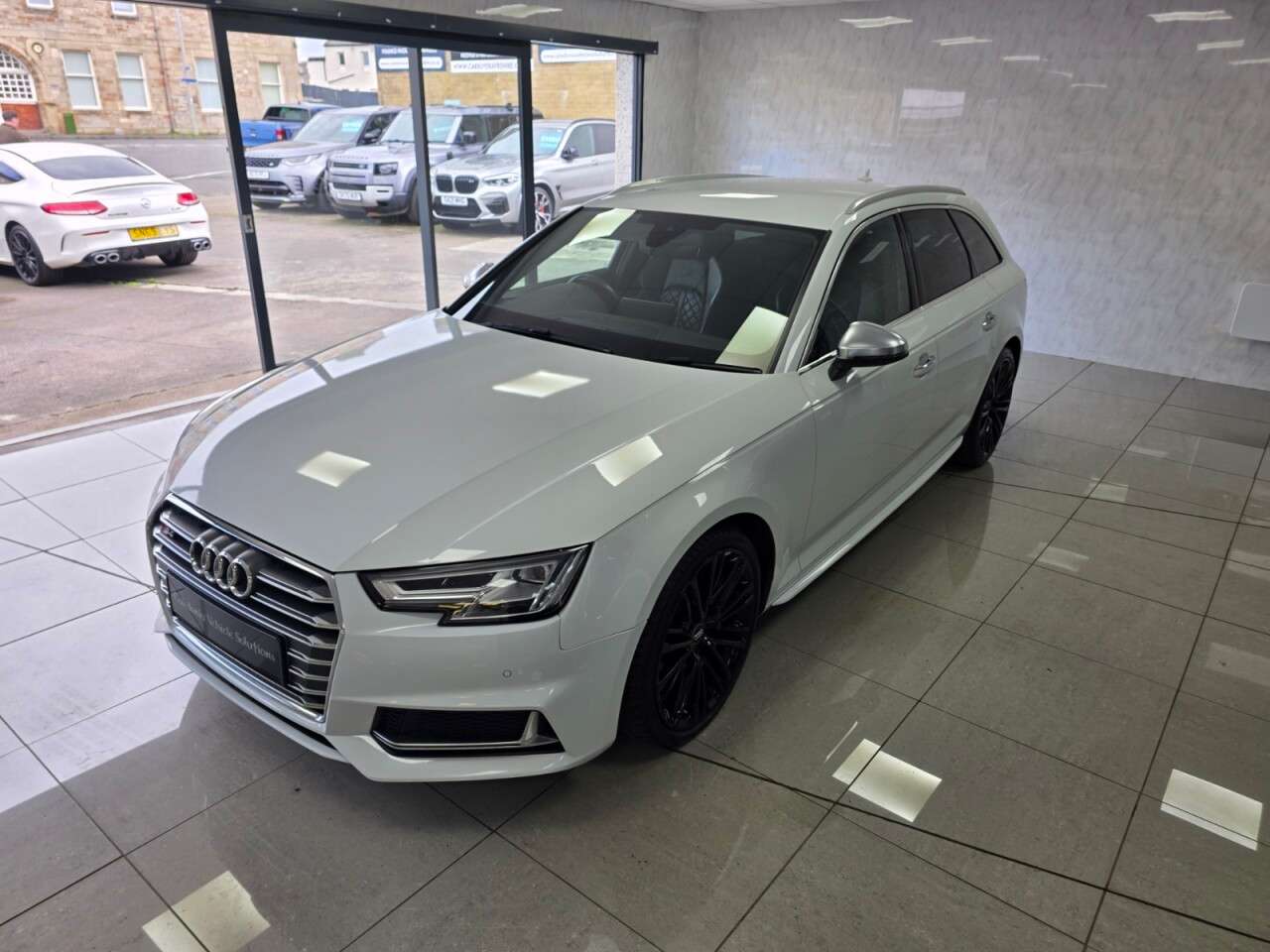 2017 AUDI A4 2017 AUDI A4