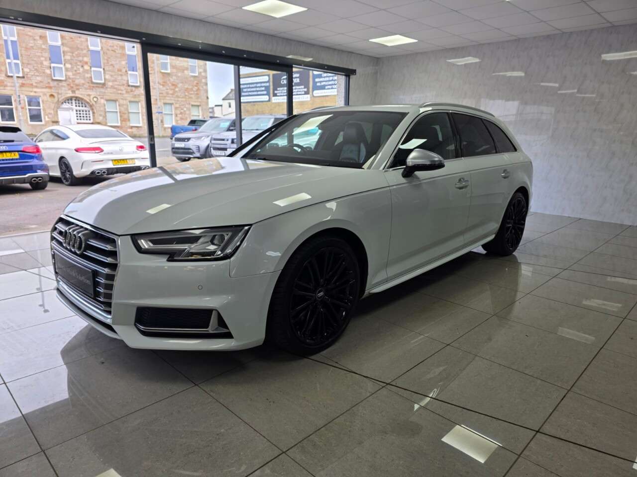 2017 AUDI A4 2017 AUDI A4