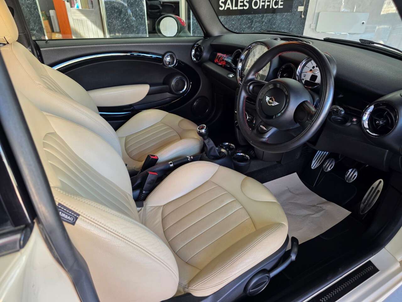 2012 MINI HATCH 2012 MINI HATCH