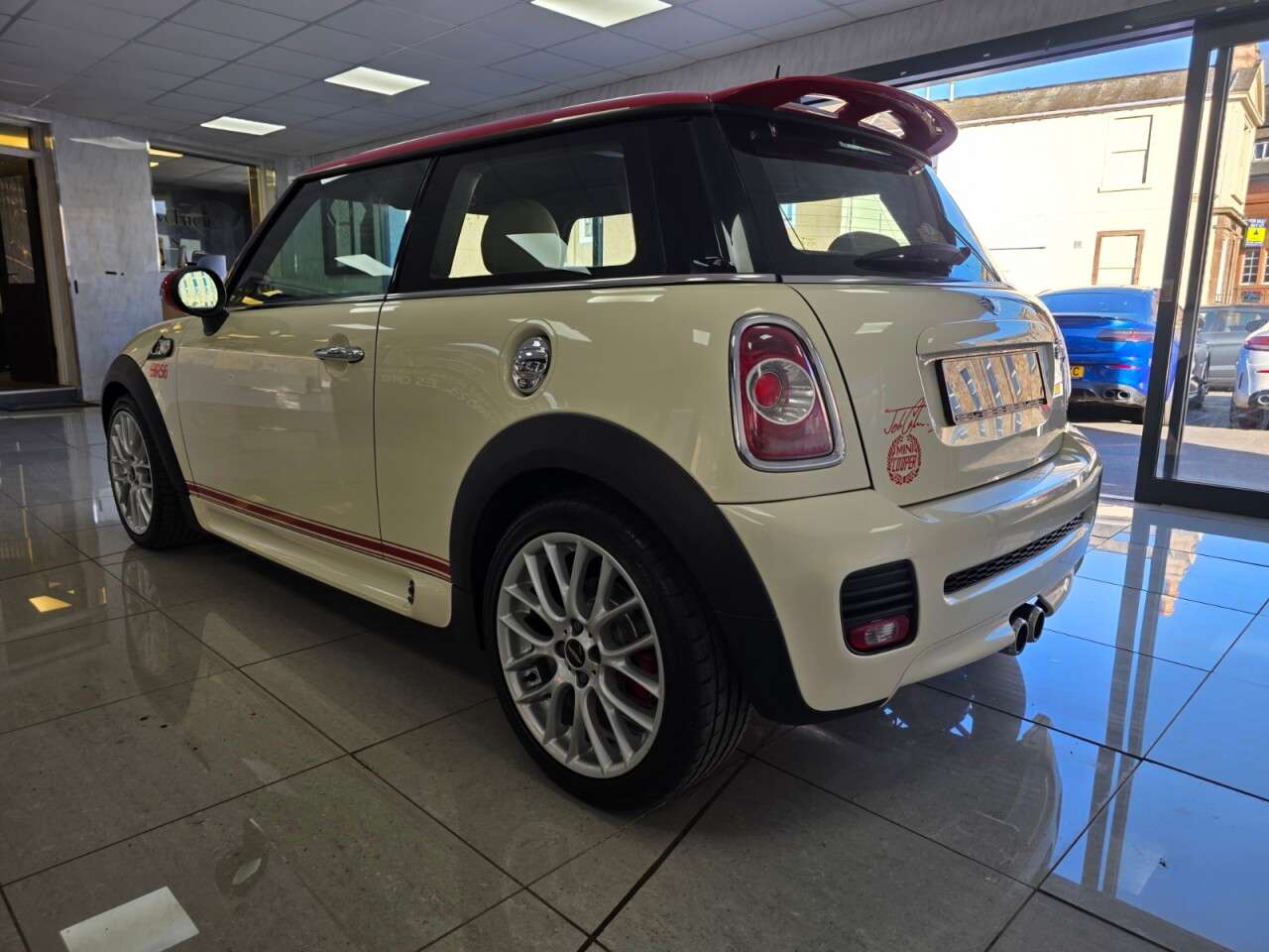 2012 MINI HATCH 2012 MINI HATCH