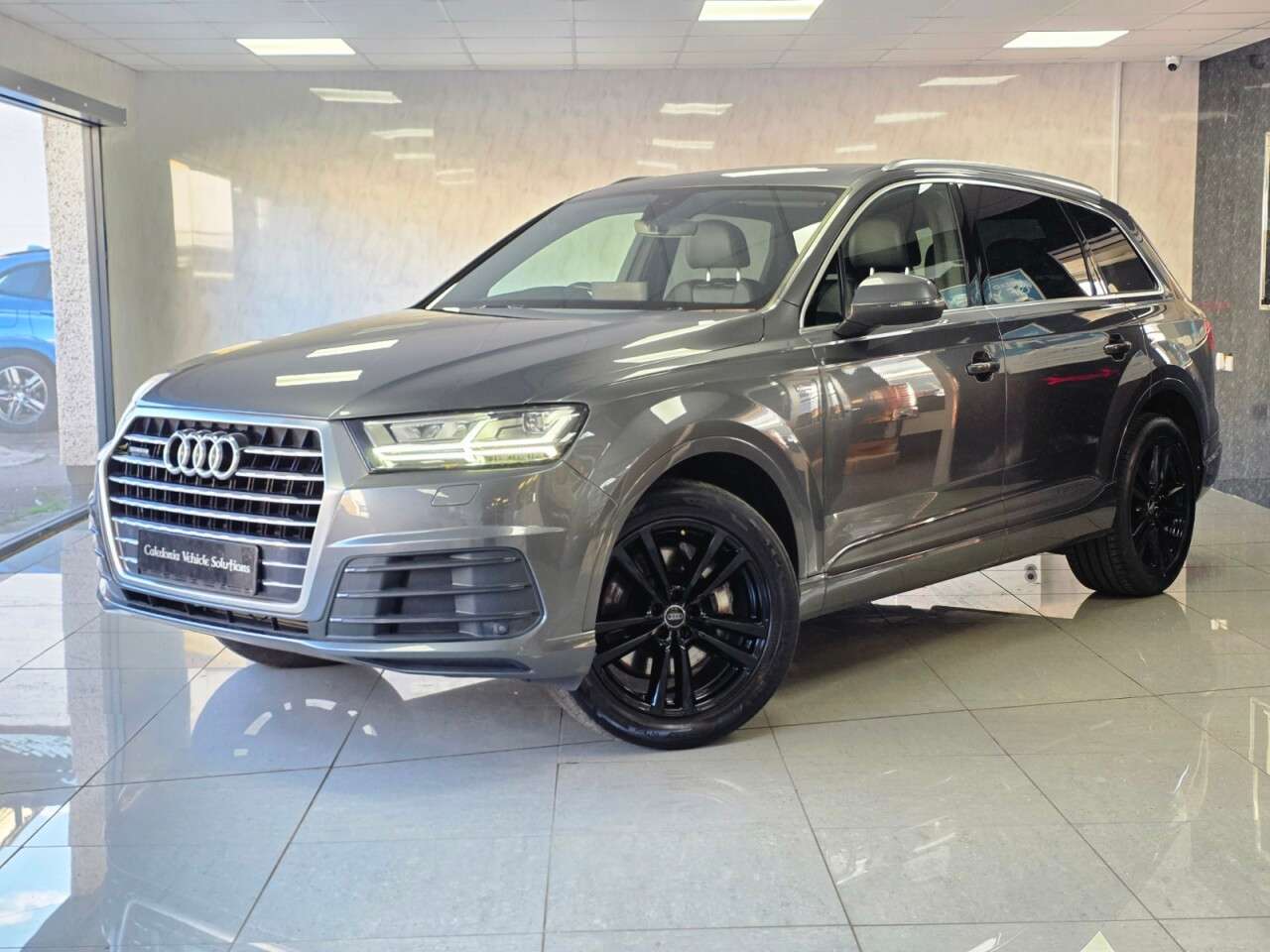 A 2017 AUDI Q7 3.0 TDI V6 S line SUV 5dr Diesel Tiptronic quattro Euro 6 (s/s) (218 ps) A 2017 AUDI Q7 3.0 TDI V6 S line SUV 5dr Diesel Tiptronic quattro Euro 6 (s/s) (218 ps)
