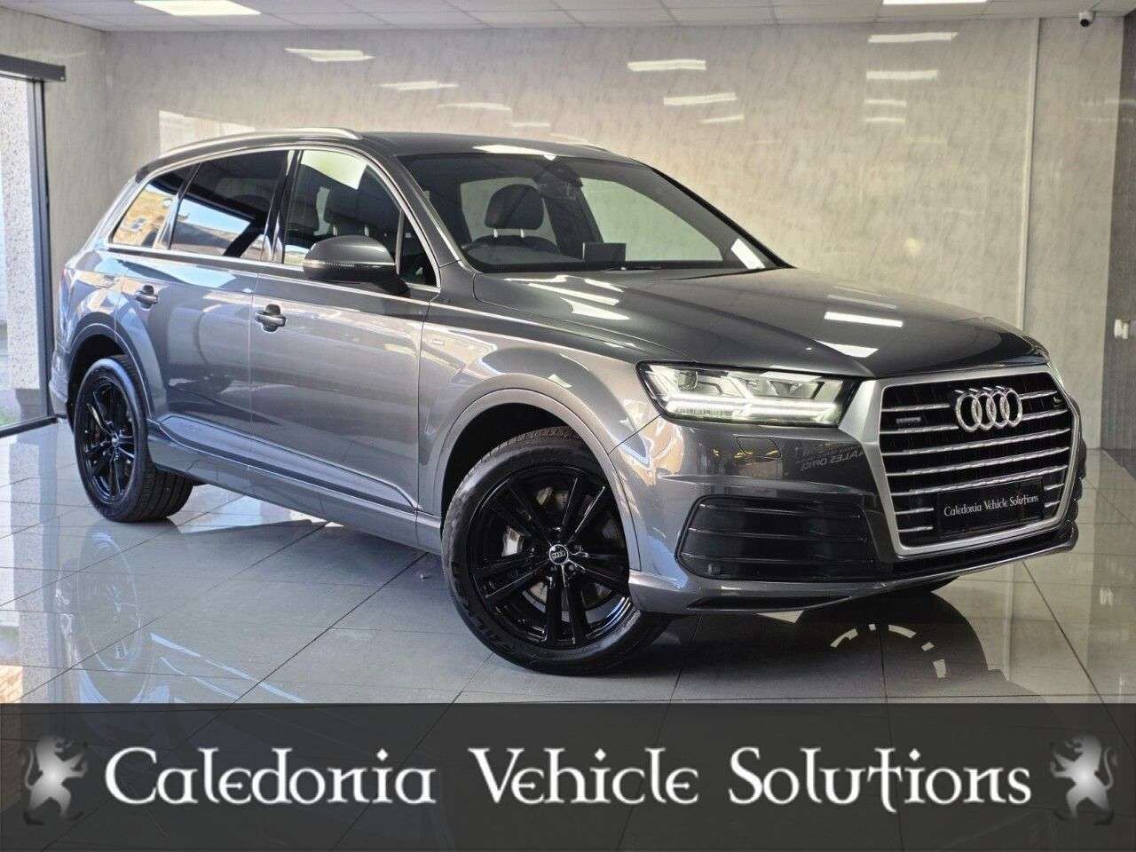 A 2017 AUDI Q7 3.0 TDI V6 S line SUV 5dr Diesel Tiptronic quattro Euro 6 (s/s) (218 ps) A 2017 AUDI Q7 3.0 TDI V6 S line SUV 5dr Diesel Tiptronic quattro Euro 6 (s/s) (218 ps)