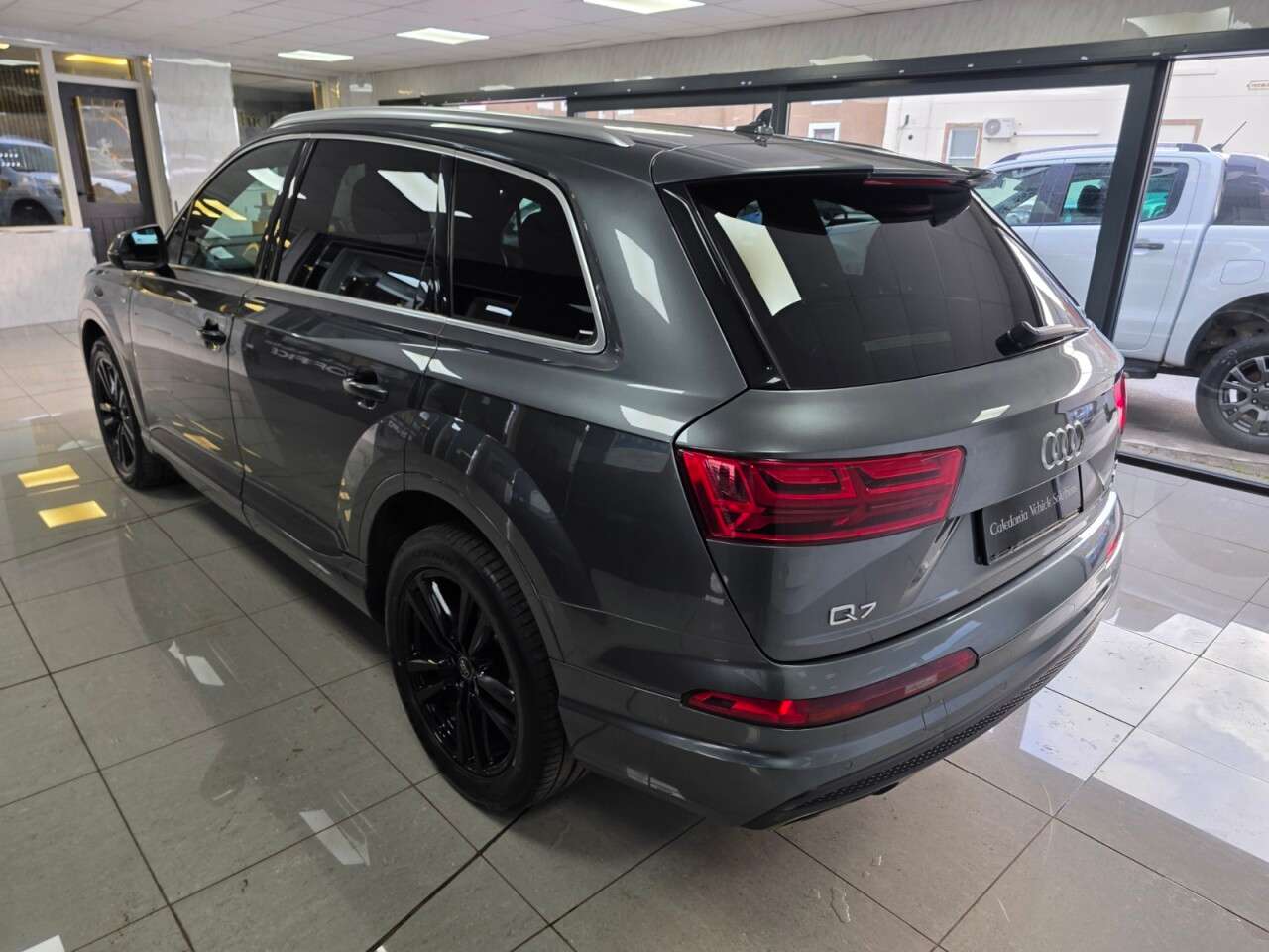 2017 AUDI Q7 2017 AUDI Q7