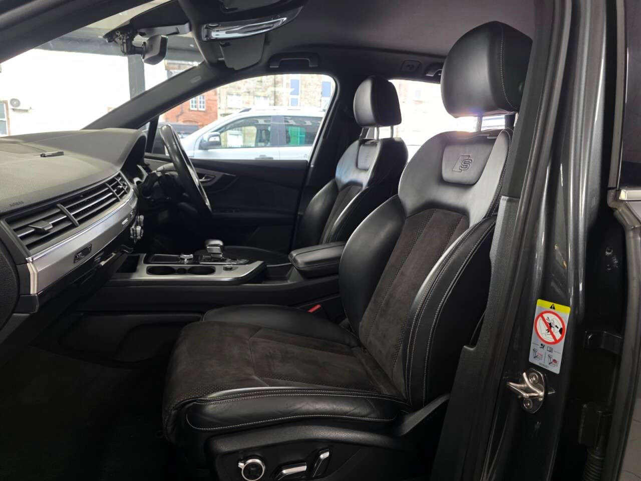 2017 AUDI Q7 2017 AUDI Q7