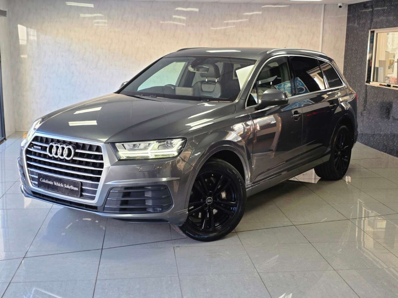 2017 AUDI Q7 2017 AUDI Q7