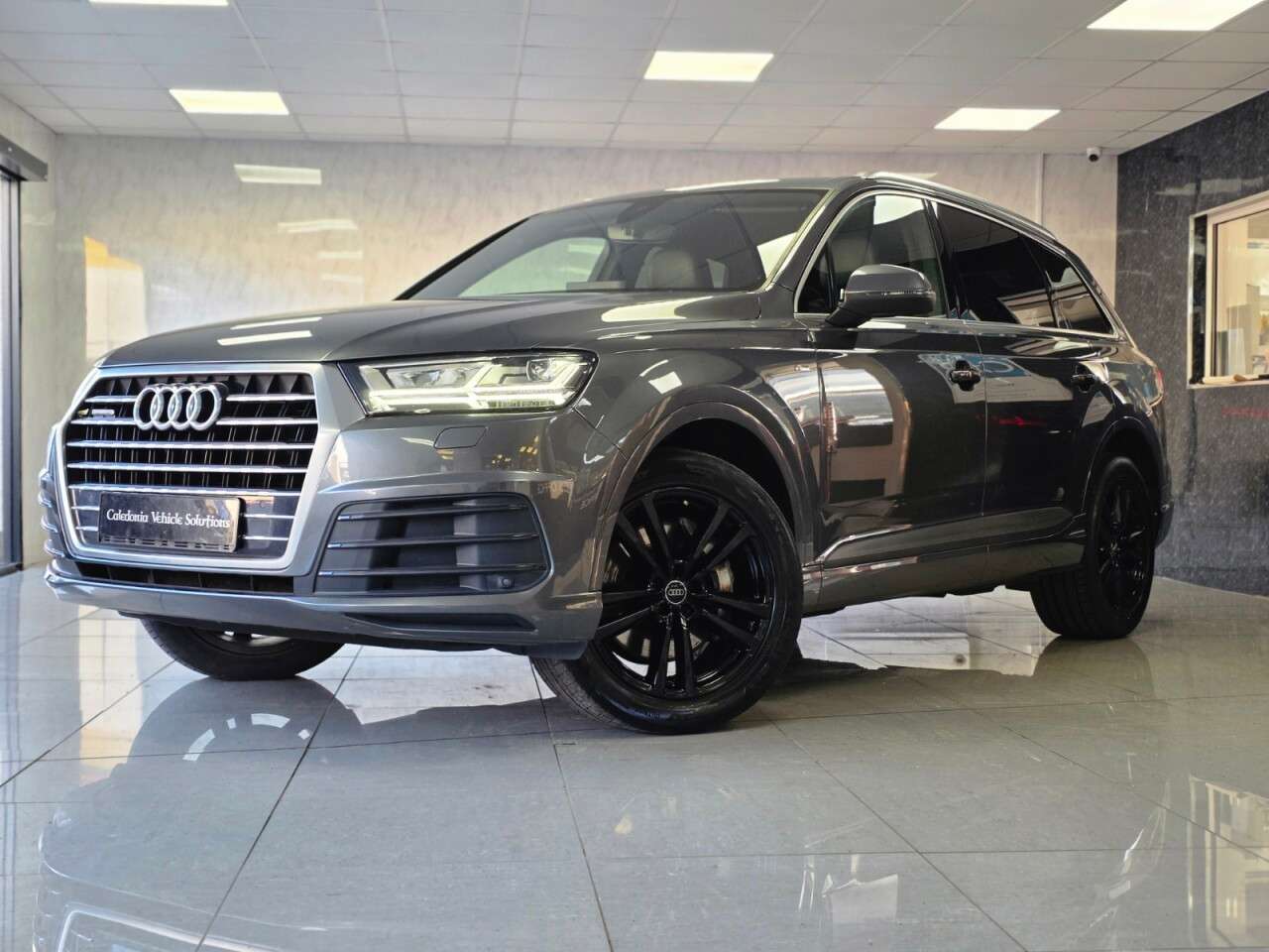 2017 AUDI Q7 2017 AUDI Q7