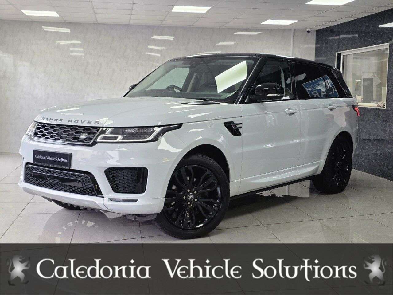 A 2018 LAND ROVER RANGE ROVER SPORT 3.0 SD V6 HSE Dynamic SUV 5dr Diesel Auto 4WD Euro 6 (s/s) (306 ps) A 2018 LAND ROVER RANGE ROVER SPORT 3.0 SD V6 HSE Dynamic SUV 5dr Diesel Auto 4WD Euro 6 (s/s) (306 ps)