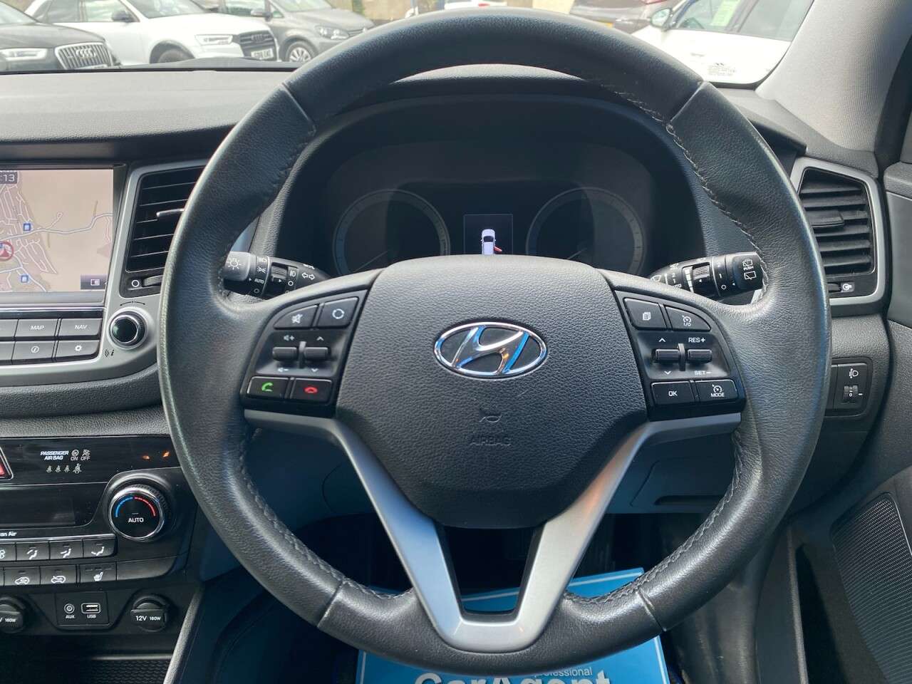 null HYUNDAI TUCSON null HYUNDAI TUCSON