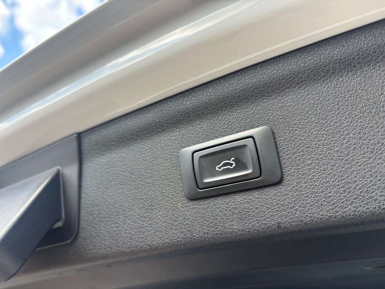 2017 AUDI Q3 2017 AUDI Q3